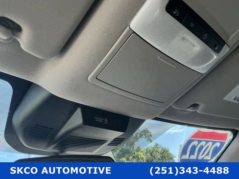 Used 2023 Nissan Rogue S FWD image 12