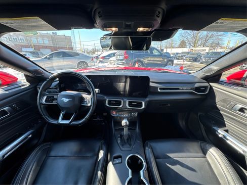 Used 2024 Ford Mustang Premium image 28