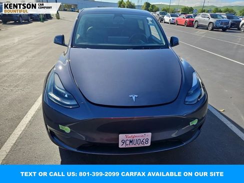 Used 2022 Tesla Model Y Performance image 7