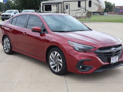 Used 2025 Subaru Legacy Limited AWD/4WD image 3
