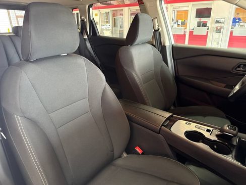 Certified 2025 Nissan Rogue S FWD image 15