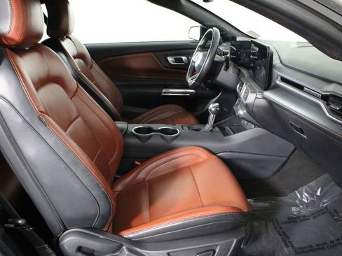 Used 2024 Ford Mustang Premium image 13