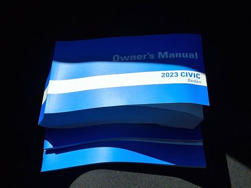 Used 2023 Honda Civic Sport image 25