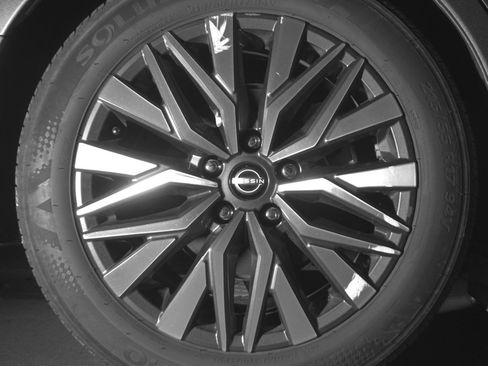 Used 2025 Nissan Altima 2.5 SV image 15