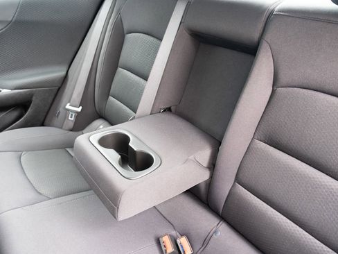 Used 2024 Chevrolet Malibu LT w/ LPO, Floor Liner Package FWD image 17