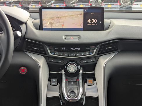 Certified 2025 Acura TLX w/ Technology Package image 18