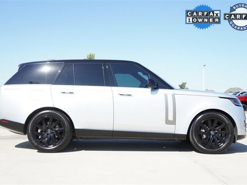 Used 2023 Land Rover Range Rover SE image 10