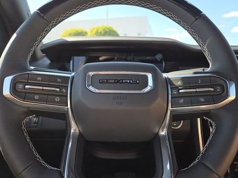 New 2026 GMC Acadia Denali w/ Super Cruise Package image 33