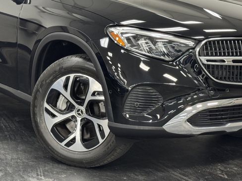 Certified 2025 Mercedes-Benz GLC 350e 4MATIC image 3