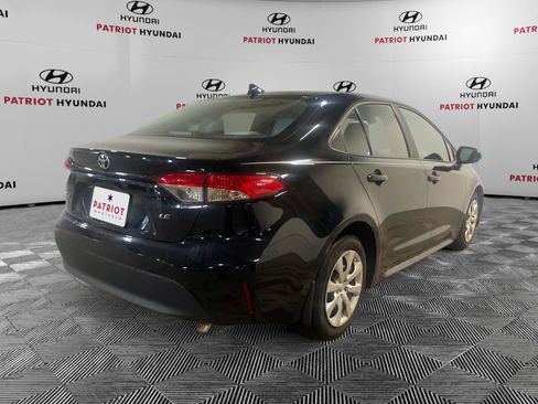 Certified 2025 Toyota Corolla LE image 4