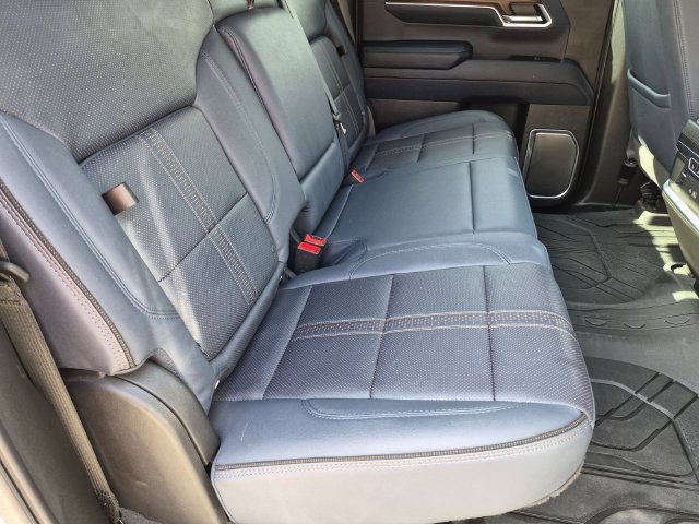 Used 2024 Chevrolet Silverado 1500 High Country AWD/4WD image 27