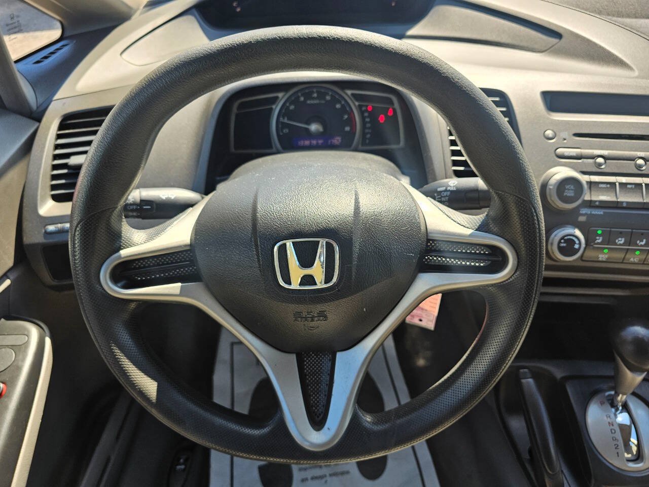 Used 2010 Honda Civic DX-VP image 12