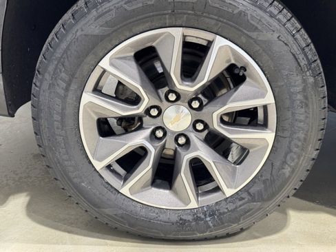 Used 2022 Chevrolet Tahoe LT w/ Luxury Package image 9