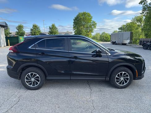 Used 2022 Mitsubishi Eclipse Cross ES AWD/4WD image 6
