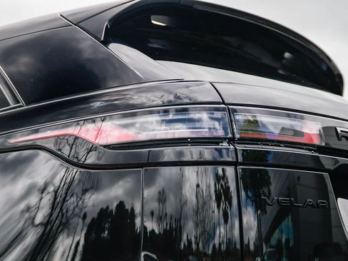 Used 2025 Land Rover Range Rover Velar Dynamic SE image 7