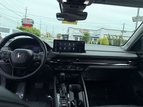 Used 2024 Honda Accord EX-L image 20