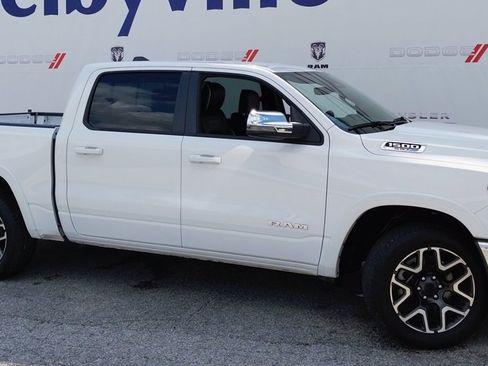 Used 2025 RAM 1500 Laramie image 3