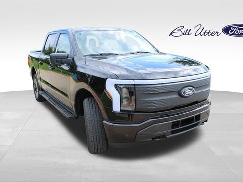 New 2025 Ford F150 Lightning Flash image 2