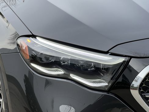 Certified 2025 Mercedes-Benz E 350 4MATIC Sedan image 11