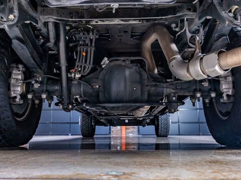 Used 2024 Ford F350 Platinum image 15