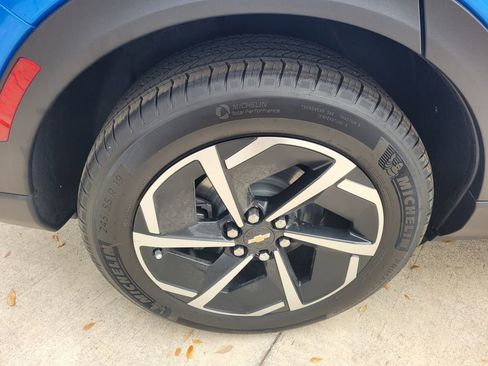 New 2026 Chevrolet Equinox EV LT image 13