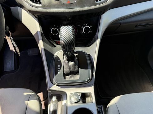 Used 2015 Ford Escape SE FWD image 20