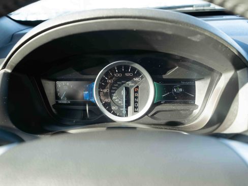 Used 2015 Ford Explorer XLT w/ Equipment Group 202A image 16