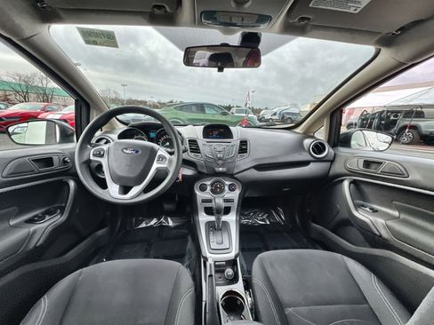 Used 2018 Ford Fiesta SE image 22