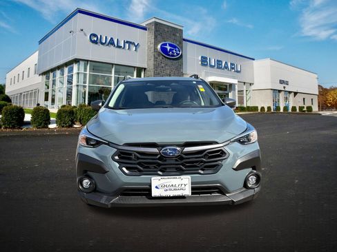 Used 2024 Subaru Crosstrek 2.0i Premium AWD/4WD image 6