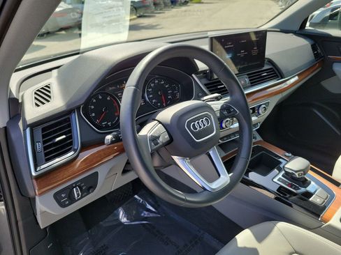 Certified 2023 Audi Q5 2.0T Premium AWD/4WD image 7