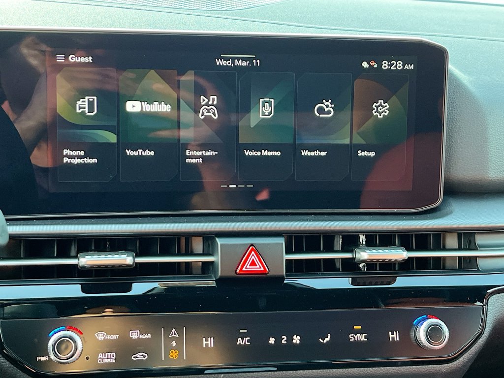 New 2026 Kia Sportage SX FWD image 22