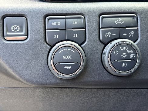 New 2025 Chevrolet Silverado 1500 LT Trail Boss w/ Protection Package image 13