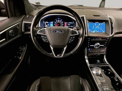 Used 2019 Ford Edge ST w/ Equipment Group 401A AWD/4WD image 5