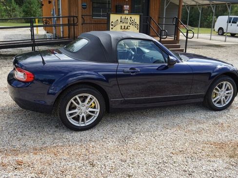Used 2012 MAZDA MX-5 Miata Sport image 17