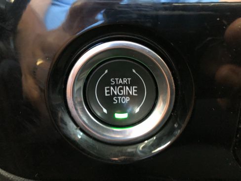 Certified 2024 Chevrolet Silverado 1500 LT image 26