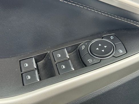 Used 2021 Ford Explorer Limited w/ Equipment Group 301A image 11