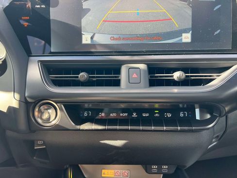 New 2026 Lexus UX 300h AWD image 29