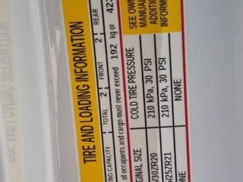 Used 2025 Chevrolet Corvette Z06 w/ Battery Protection Package RWD image 21