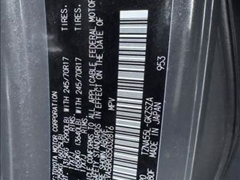 Certified 2025 Toyota 4Runner SR5 AWD/4WD image 22