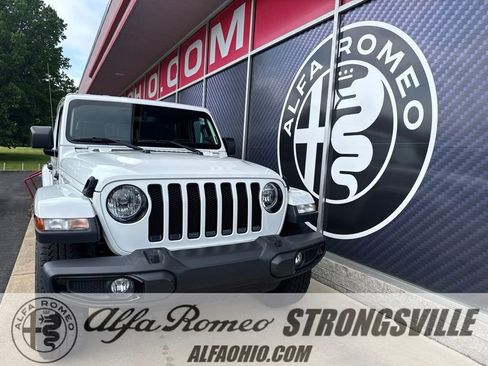 Used 2023 Jeep Wrangler Unlimited Sahara AWD/4WD image 1