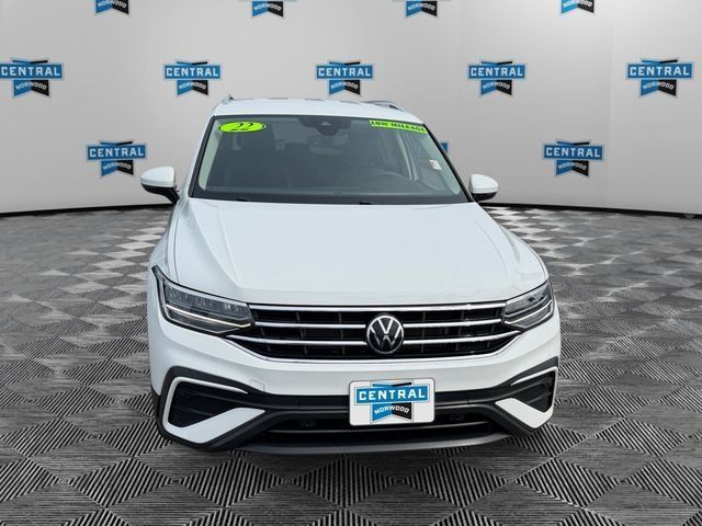 Used 2022 Volkswagen Tiguan SE FWD image 8