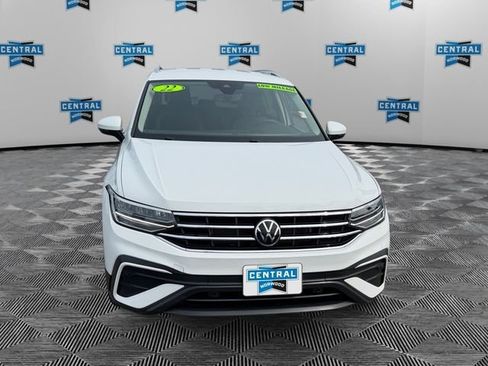 Used 2022 Volkswagen Tiguan SE FWD image 8