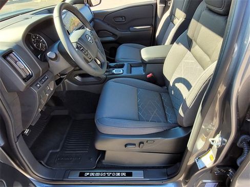 New 2026 Nissan Frontier SV w/ SV Convenience Package image 11