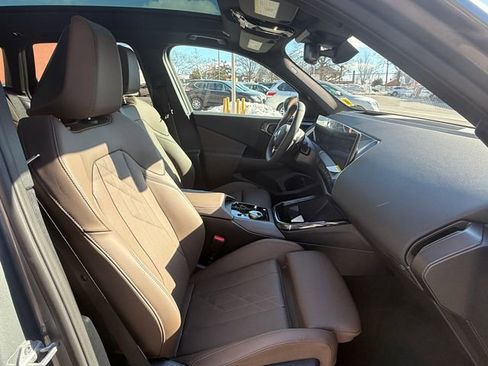 Used 2025 BMW X3 xDrive30i w/ Premium Package image 27