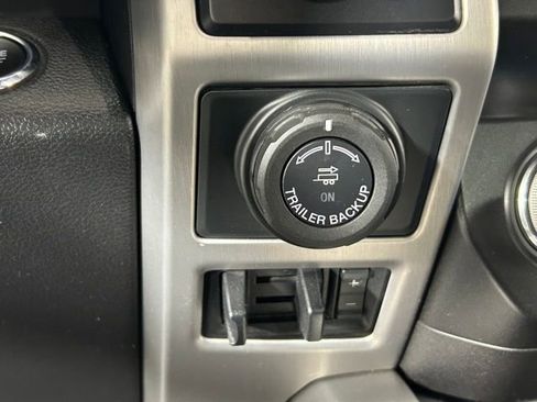 Used 2019 Ford F150 Platinum w/ Technology Package image 27