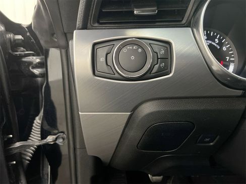 Used 2019 Ford Mustang GT Premium image 19