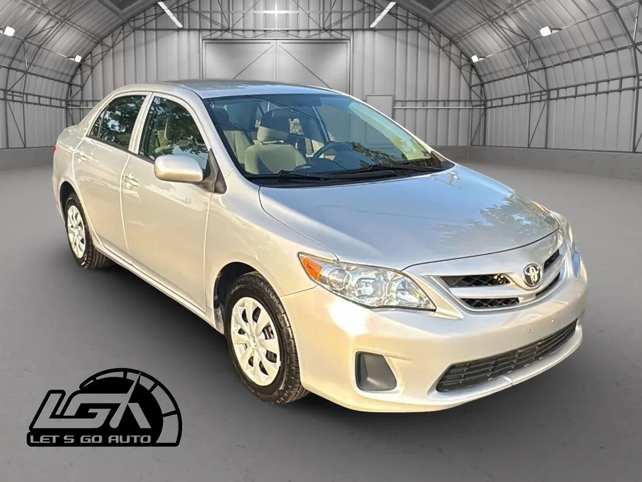 Used 2013 Toyota Corolla L FWD image 1