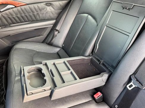 Used 2005 Mercedes-Benz E 500 4MATIC Sedan image 39