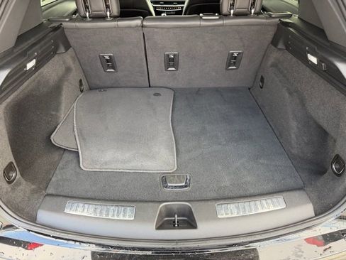Used 2025 Cadillac XT4 Premium Luxury image 14