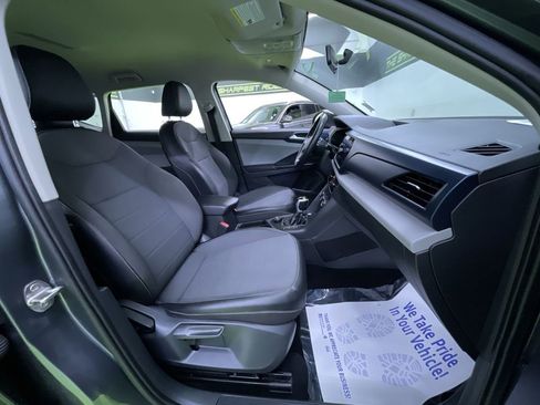 Used 2022 Volkswagen Taos SE image 28